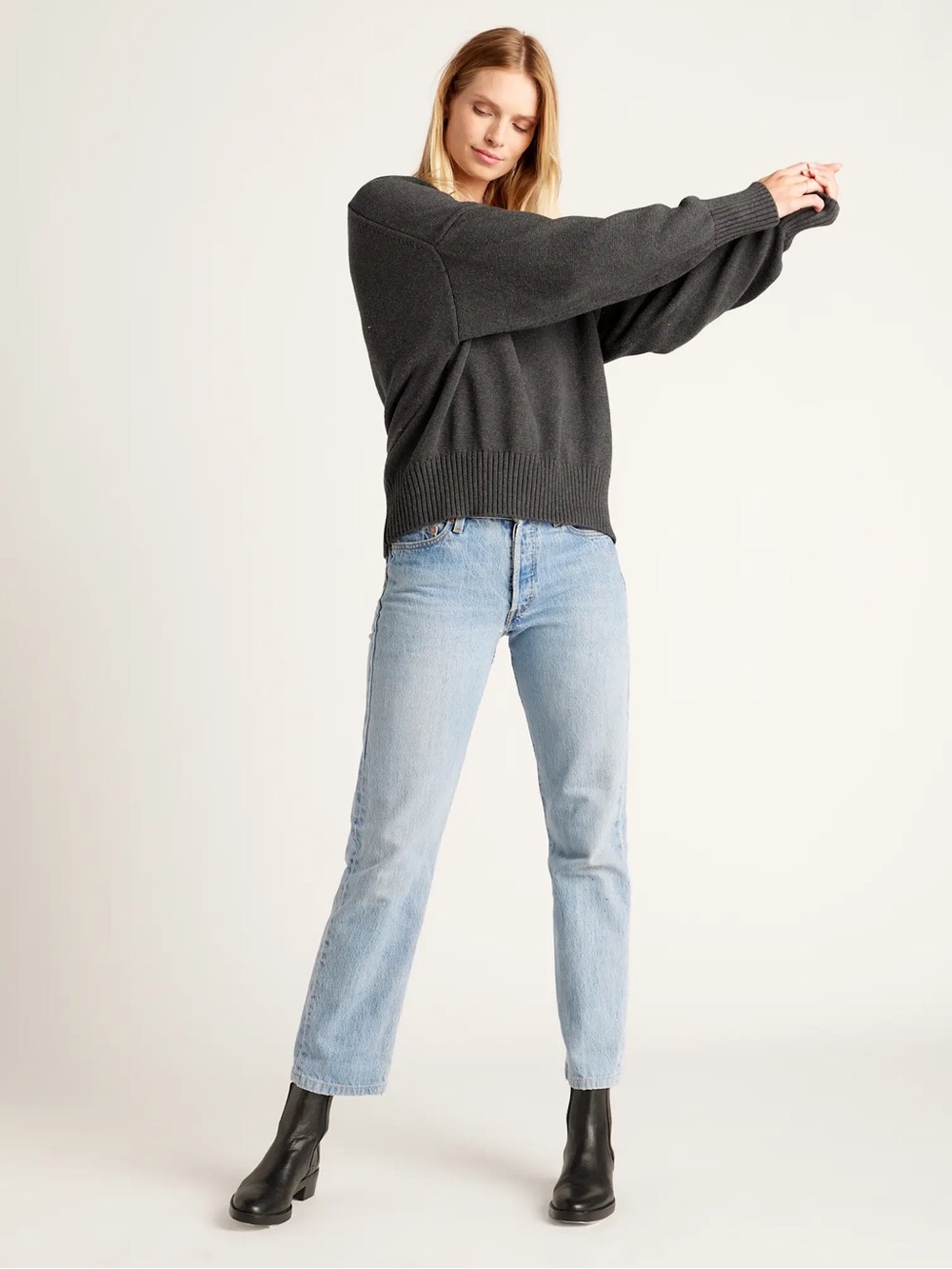 NWT Quince Organic Cotton Boyfriend Crew